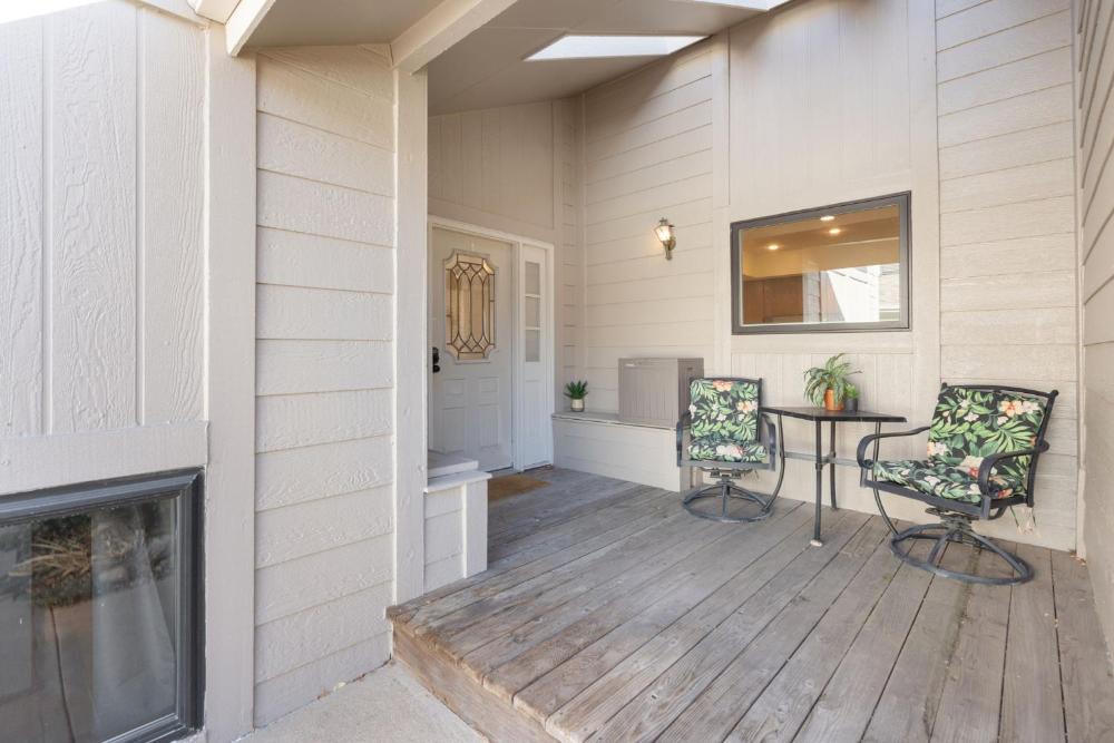 Mid-Century Mod Retreat with Lakefront Trails, Quiet